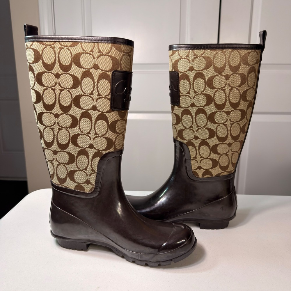 Coach Pearl Signature Monogram Tall Rain Boots Brown Rubber Lug Sole Size 7B